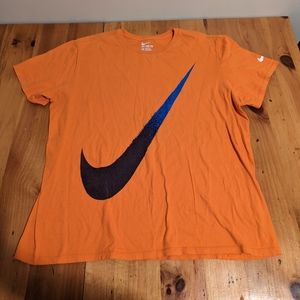 Nike t-shirt sz XL
